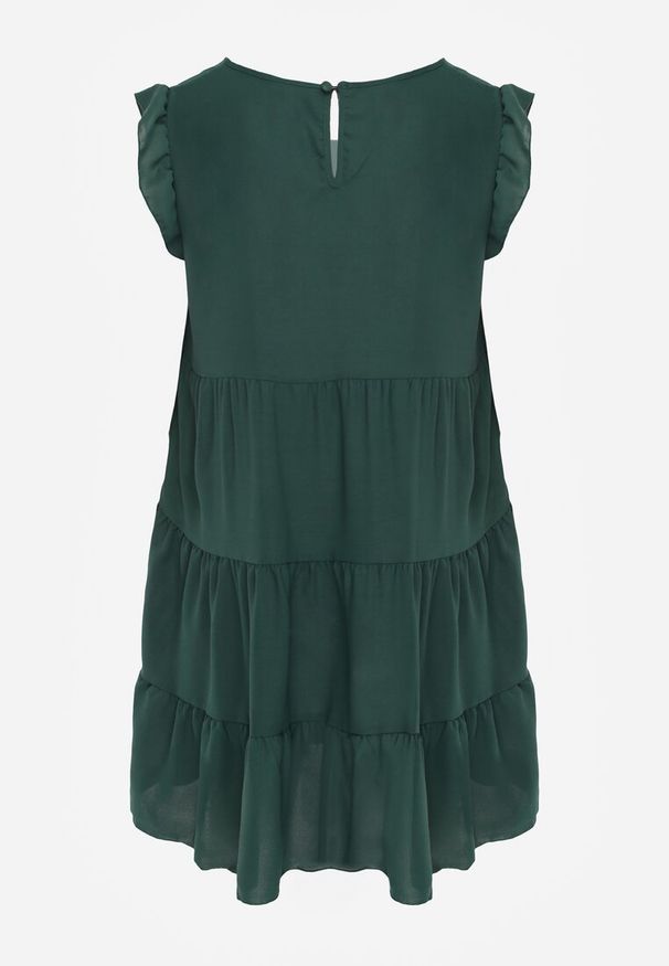 Renee - Ciemnozielona Sukienka z Krótkim Rękawem i Ozdobnymi Falbankami o Rozkloszowanym Kroju Vetesa. Okazja: na co dzień. Typ kołnierza: kołnierz z falbankami. Kolor: zielony. Materiał: wiskoza, jeans. Długość rękawa: krótki rękaw. Typ sukienki: proste. Styl: casual, klasyczny