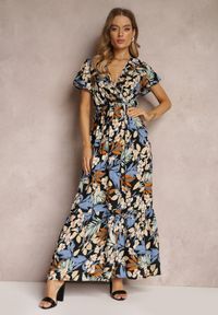 Renee - Czarno-Niebieska Sukienka z Wiskozy Maxi w Kwiaty Mahiza. Typ kołnierza: dekolt kopertowy. Kolor: czarny. Materiał: wiskoza. Długość rękawa: krótki rękaw. Wzór: kwiaty. Typ sukienki: kopertowe. Długość: maxi