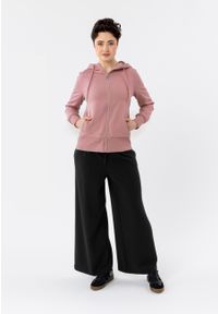 Volcano - Czarne, luźne spodnie dresowe N-MOCK. Kolor: czarny. Materiał: dresówka. Wzór: gładki #1