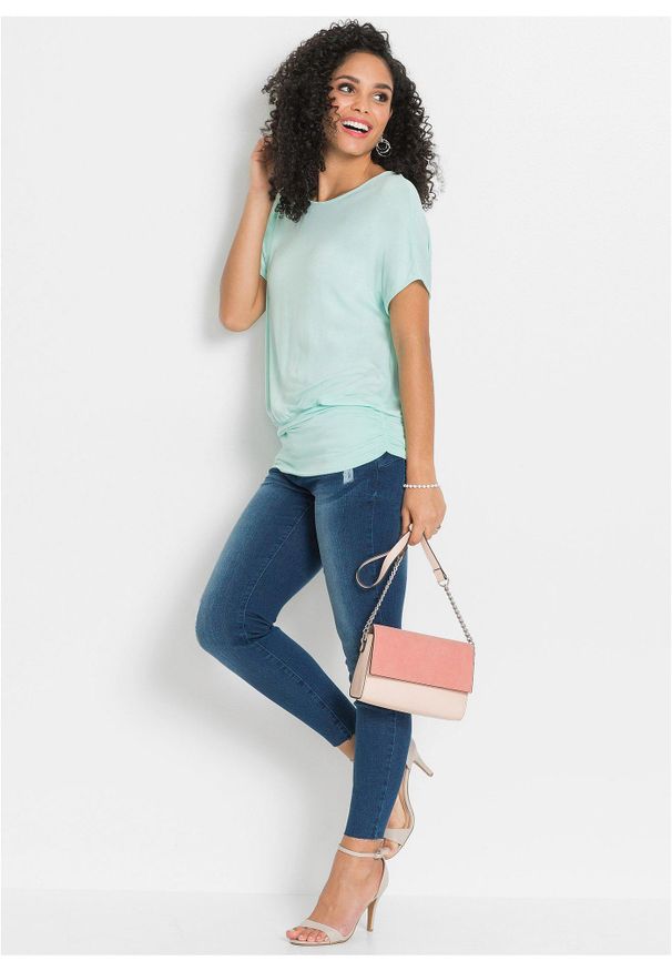 bonprix - T-shirt z miękkiej mieszanki wiskozy. Kolor: niebieski, zielony. Materiał: wiskoza