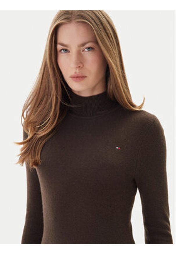 TOMMY HILFIGER - Tommy Hilfiger Sukienka dzianinowa WW0WW47303 Brązowy Regular Fit. Kolor: brązowy. Materiał: wełna