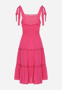 Born2be - Fuksjowa Rozkloszowana Sukienka z Wiskozą na Wiązanych Ramiączkach Aralisse. Okazja: na co dzień. Typ kołnierza: dekolt kwadratowy. Kolor: różowy. Materiał: wiskoza. Długość rękawa: na ramiączkach. Typ sukienki: rozkloszowane. Styl: klasyczny, casual #6