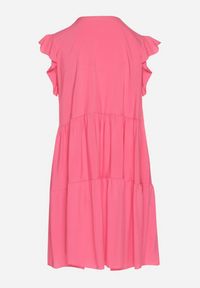 Born2be - Różowa Rozkloszowana Sukienka z Bawełny Ozdobiona Falbankami Natiriane. Okazja: na co dzień. Typ kołnierza: kołnierz z falbankami. Kolor: różowy. Materiał: bawełna. Wzór: aplikacja. Sezon: wiosna, lato. Styl: casual, elegancki #3