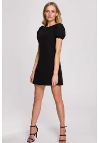 Sukienki.shop - Elegancka sukienka mini krótkie bufiaste rękawy czarna. Okazja: na ślub cywilny, na wesele, na imprezę. Kolor: czarny, niebieski. Styl: elegancki. Długość: mini #1