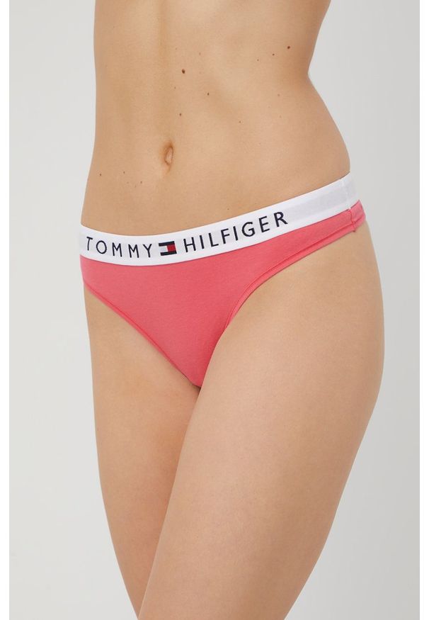 TOMMY HILFIGER - Tommy Hilfiger stringi kolor różowy z bawełny. Kolor: różowy. Materiał: bawełna. Wzór: gładki
