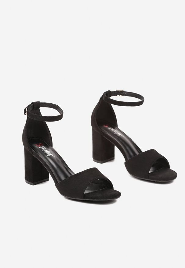 Born2be - Czarne Eleganckie Sandały na Słupku z Imitacji Zamszu Deovara. Okazja: na co dzień. Kolor: czarny. Materiał: zamsz. Obcas: na słupku. Styl: elegancki