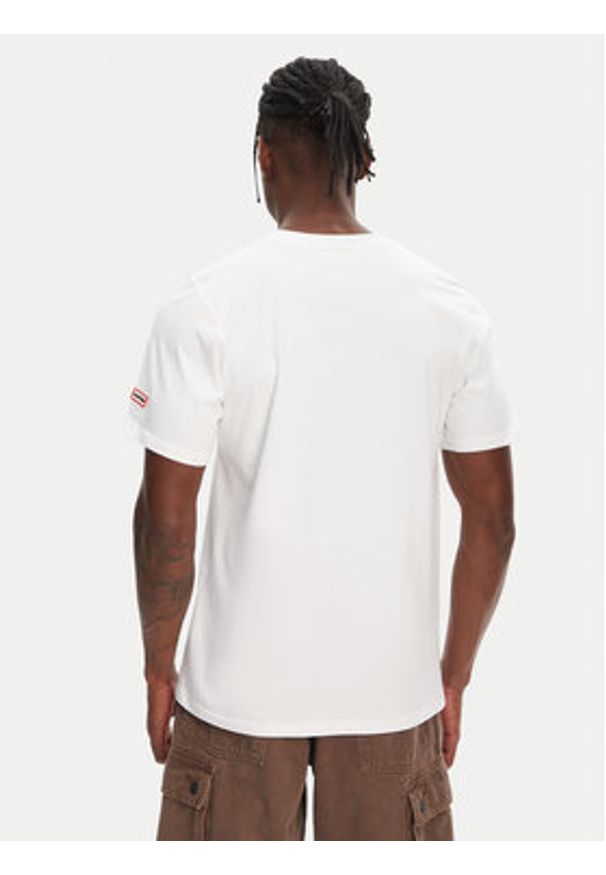 Hunter T-Shirt Duart Graphic HARM0033251 Biały Regular Fit. Kolor: biały. Materiał: bawełna