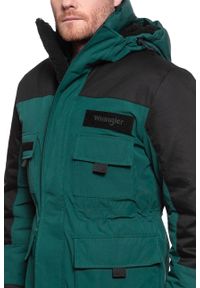 Wrangler - WRANGLER PARKA MĘSKA KURTKA ZIMOWA DŁUGA PINE W4B6XPG01. Kolor: czarny. Długość: długie. Sezon: zima