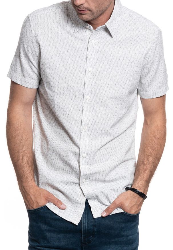 Mustang - MĘSKA KOSZULA MATERIAŁOWA MUSTANG COLLIN DOBBY SHIRT 1009828 2020. Materiał: materiał