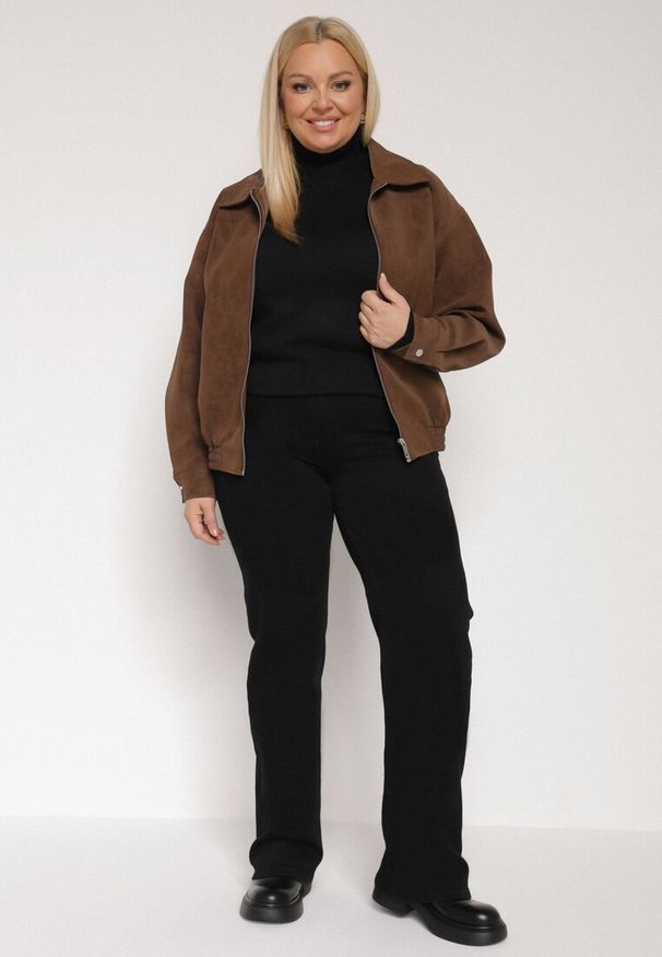 Born2be - Czarne Szerokie Jeansy z Wysokim Stanem z Bawełną i Dodatkiem Wiskozy Eprevia. Okazja: na co dzień. Stan: podwyższony. Kolekcja: plus size. Kolor: czarny. Styl: wizytowy, klasyczny, casual