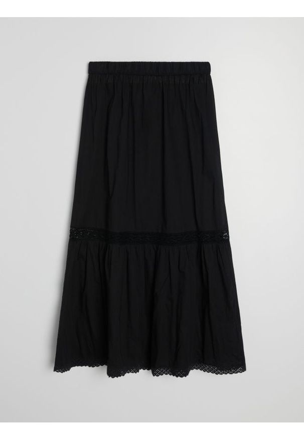 Sinsay - Bawełniana spódnica midi z ażurowymi elementami - czarny. Kolor: czarny. Materiał: bawełna. Wzór: ażurowy