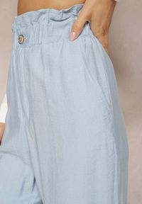 Renee - Jasnoniebieskie Klasyczne Spodnie z Elastyczną Talią Paper Bag Targea. Stan: podwyższony. Kolor: niebieski. Styl: klasyczny
