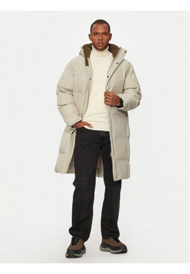 Lindbergh Kurtka zimowa 30-303029A Zielony Relaxed Fit. Kolor: zielony. Materiał: syntetyk. Sezon: zima