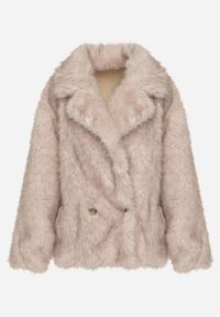 Born2be - Beżowa Dwurzędowa Kurtka Futerko o Fasonie Oversize Asinella. Okazja: na randkę, na spacer, na co dzień. Kolor: beżowy. Materiał: futro. Styl: casual #2