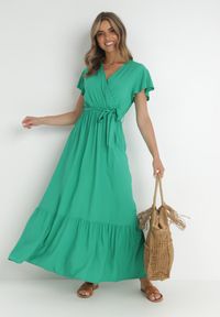 Born2be - Zielona Sukienka Diomeira. Kolor: zielony. Materiał: tkanina. Wzór: gładki, jednolity. Typ sukienki: kopertowe. Styl: klasyczny, elegancki. Długość: maxi #5