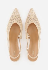 Renee - Beżowe Szpilki VICES Slingback Ozdobione Kwiatowym Wzorem i Cekinami Loraereida. Zapięcie: pasek. Kolor: beżowy. Materiał: satyna. Wzór: kwiaty, aplikacja. Obcas: na szpilce #8