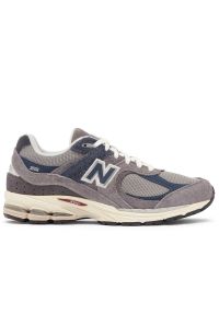 Buty New Balance M2002REL - szare. Okazja: na co dzień. Kolor: szary. Materiał: zamsz, skóra, guma. Szerokość cholewki: normalna. Sport: bieganie