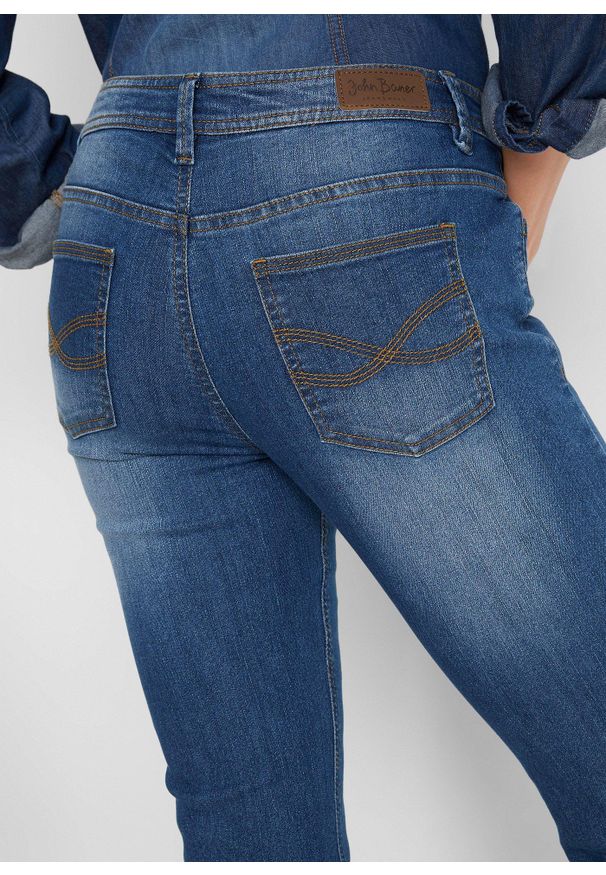 bonprix - Dżinsy Slim Fit mid waist, cropped. Kolor: niebieski
