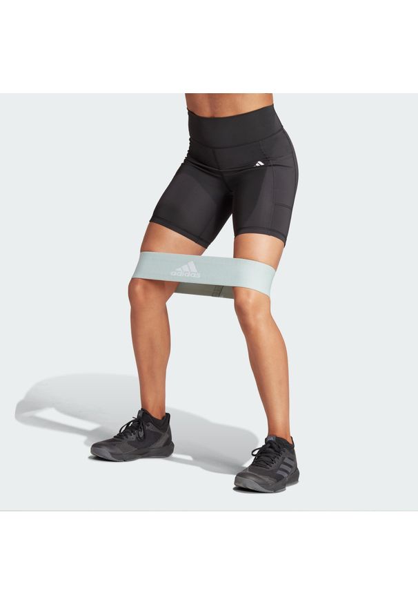 Adidas - Legginsy Optime 7-Inch. Kolor: czarny. Materiał: materiał. Długość: krótkie. Sport: fitness