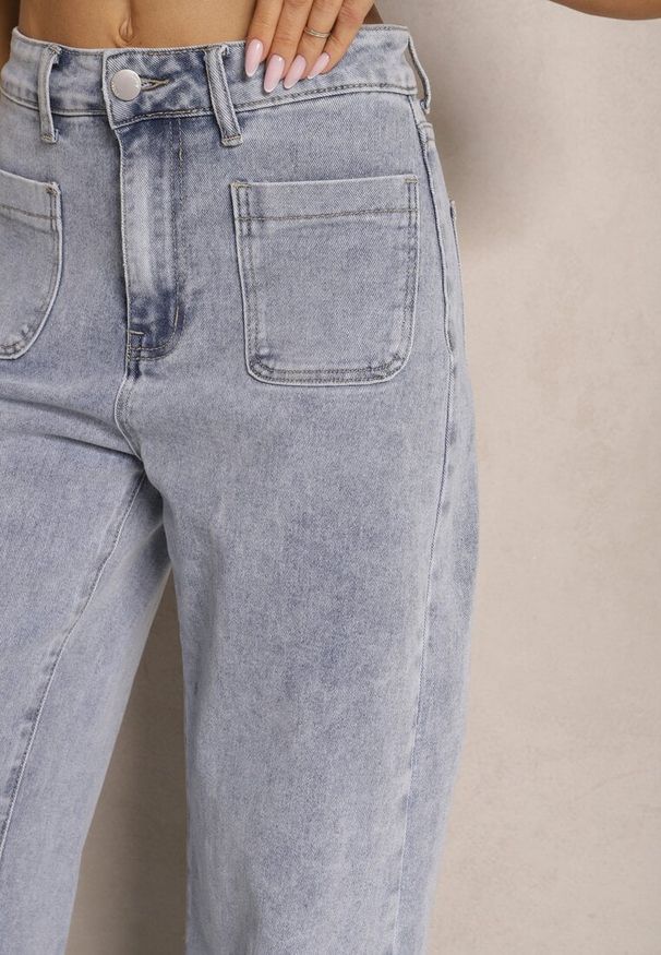 Renee - Jasnoniebieskie Jeansy z Bawełną i Wiskozą High Waist o Szerokim Kroju Galeriela. Okazja: na co dzień. Stan: podwyższony. Kolor: niebieski. Sezon: wiosna. Styl: casual
