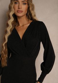 Renee - Czarna Kopertowa Sukienka o Dopasowanym Fasonie z Bufiastymi Rękawami Ulosira. Kolor: czarny. Materiał: tkanina. Typ sukienki: kopertowe #4