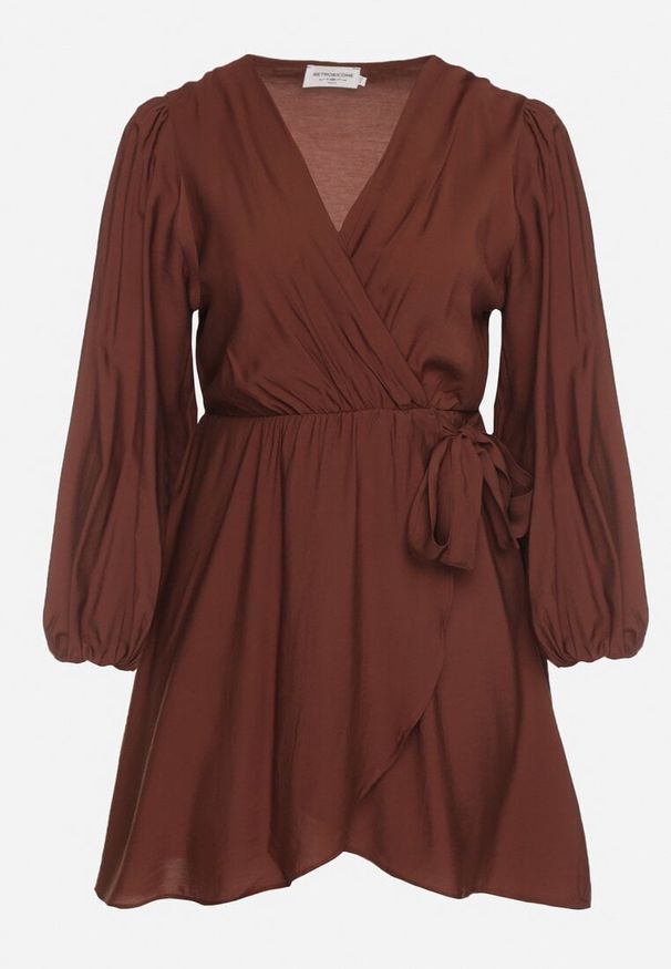 Born2be - Brązowa Kopertowa Sukienka z Wiskozą z Wiązaniem w Pasie Vidila. Kolekcja: plus size. Kolor: brązowy. Materiał: wiskoza. Sezon: jesień, wiosna. Typ sukienki: kopertowe