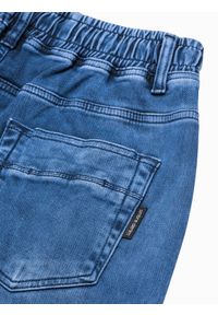 Ombre Clothing - Spodnie męskie jeansowe ze ściągaczem CARROT FIT P1057 - jasnoniebieskie - XL. Kolor: niebieski. Materiał: jeans, bawełna, elastan. Styl: klasyczny #5