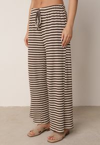 Born2be - Beżowo-Brązowy Dzianinowy Komplet z Bawełny T-shirt i Szerokie Spodnie o Luźnym Fasonie w Paski Nemoress. Kolor: beżowy. Materiał: bawełna, dzianina. Wzór: paski #5