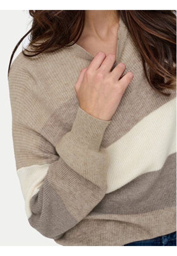 only - ONLY Sweter Atia 15220044 Beżowy Regular Fit. Kolor: beżowy. Materiał: syntetyk, wiskoza