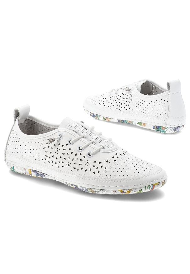 Półbuty damskie Artiker, cholewka ze skóry naturalnej licowej z ażurową perforacją na wiązanie, białe, 58C0378. Okazja: na co dzień. Zapięcie: sznurówki. Kolor: biały. Materiał: skóra. Szerokość cholewki: normalna. Wzór: ażurowy. Sezon: lato. Styl: klasyczny, casual