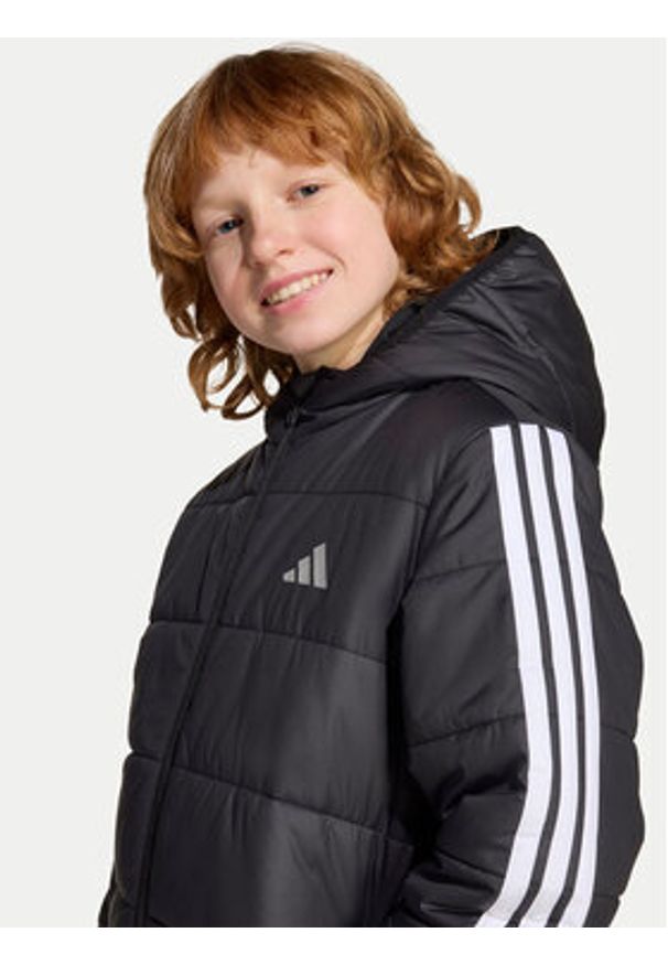 Adidas - adidas Kurtka zimowa Essentials 3-Stripes JL7402 Czarny Regular Fit. Kolor: czarny. Materiał: syntetyk. Sezon: zima