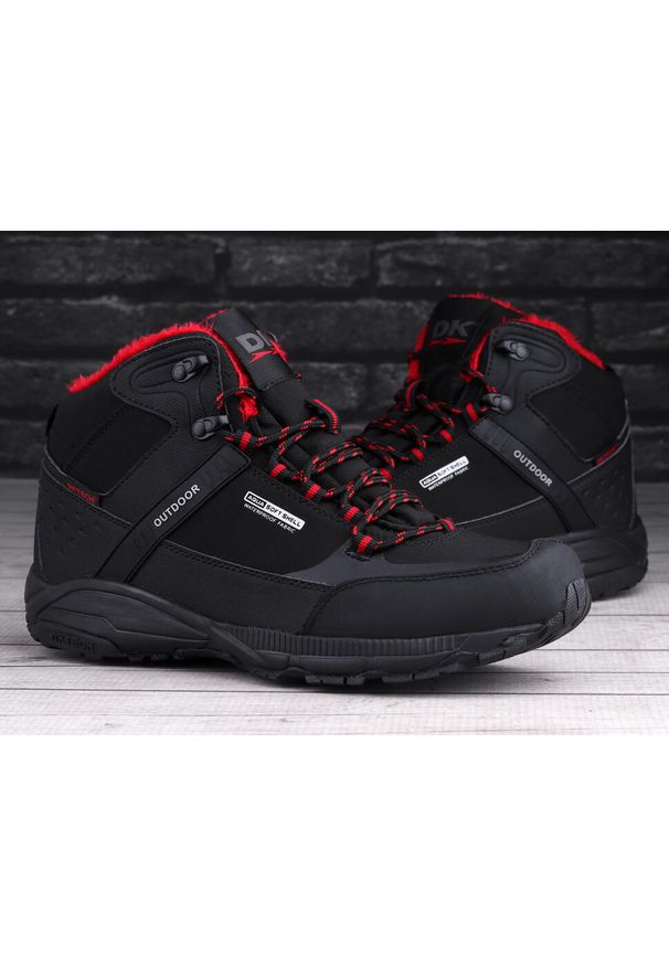 Buty damskie zimowe wysokie ocieplane DK PREDATOR HIGH. Kolor: czarny, czerwony, wielokolorowy. Sezon: zima