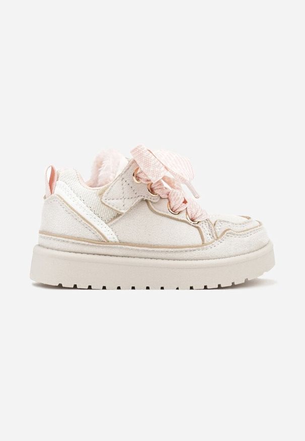 Born2be - Beżowe Śniegowce Sneakersy z Ozdobnym Sznurowaniem Ocieplane Futerkiem Nalinia. Okazja: na uczelnię, na co dzień. Zapięcie: rzepy. Kolor: beżowy. Materiał: futro. Styl: casual, elegancki