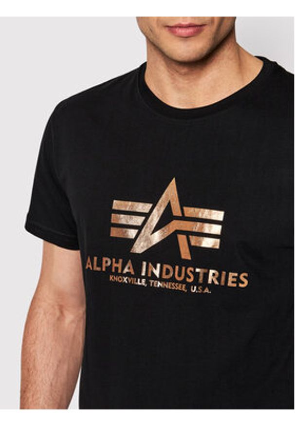 Alpha Industries T-Shirt Basic Foll Print 100501FP Czarny Regular Fit. Kolor: czarny. Materiał: bawełna. Wzór: nadruk