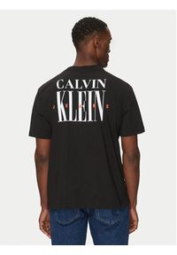 Calvin Klein Jeans T-Shirt Serif Font Graphic J30J327473 Czarny Regular Fit. Kolor: czarny. Materiał: bawełna