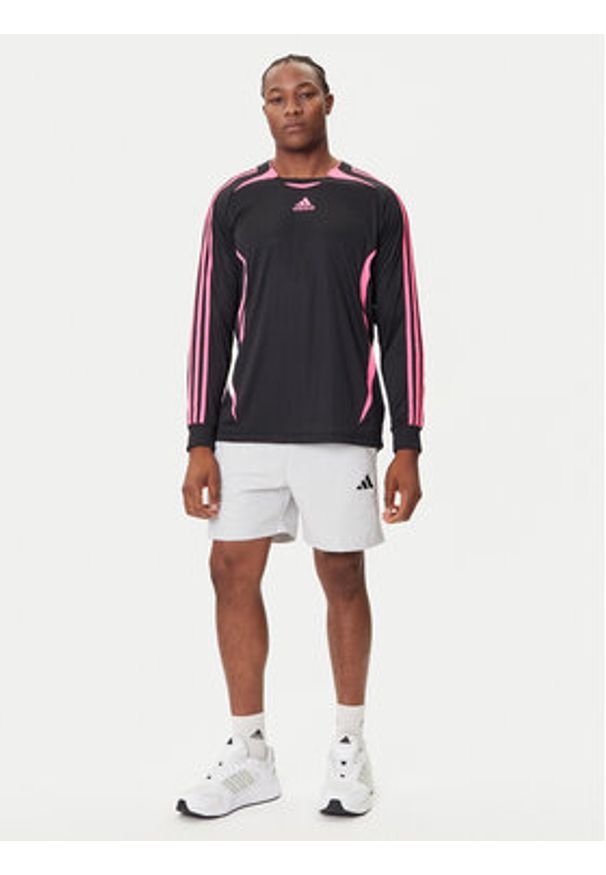 Adidas - adidas Longsleeve Teamgeist adicolor JW5907 Czarny Loose Fit. Kolor: czarny. Materiał: syntetyk. Długość rękawa: długi rękaw
