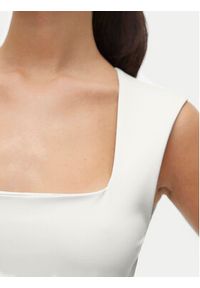 Vero Moda Top Million 10312751 Biały Slim Fit. Kolor: biały. Materiał: syntetyk #4