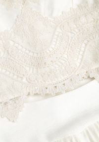 Born2be - Jasnobeżowy Letni Komplet Boho z Wiskozy Bluzka z Koronką i Spodnie ze Ściągaczami Enatea. Kolor: beżowy. Materiał: wiskoza, koronka. Wzór: koronka #4