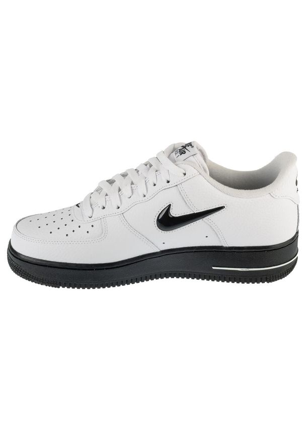 Nike - Buty sportowe Sneakersy męskie, Air Force 1 '07 Low Jewel. Kolor: biały. Model: Nike Air Force. Sport: turystyka piesza