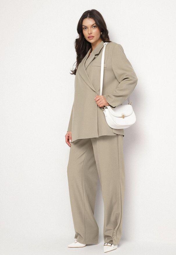 Born2be - Jasnozielona Marynarka Dwurzędowa Oversize o Pudełkowym Kroju Cornelita. Okazja: na spotkanie biznesowe, na co dzień. Kolor: zielony. Materiał: jeans. Styl: klasyczny, biznesowy, casual