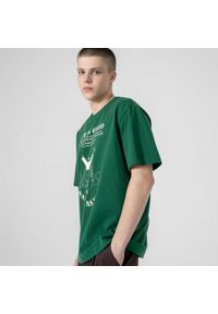 outhorn - T-shirt oversize z nadrukiem męski - zielony. Okazja: na co dzień. Kolor: zielony. Materiał: bawełna, dzianina. Wzór: nadruk. Styl: casual #8