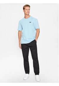 Calvin Klein T-Shirt K10K110669 Błękitny Regular Fit. Kolor: niebieski. Materiał: bawełna