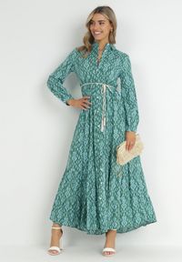 Born2be - Zielono-Niebieska Sukienka Koszulowa w Ornamentalny Wzór Midis. Okazja: na co dzień, na spacer. Kolor: zielony. Materiał: wiskoza. Długość rękawa: długi rękaw. Typ sukienki: koszulowe. Styl: casual, elegancki #4