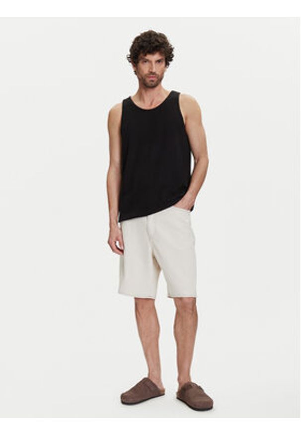 GAP - Gap Tank top 768254-01 Czarny Regular Fit. Kolor: czarny. Materiał: syntetyk