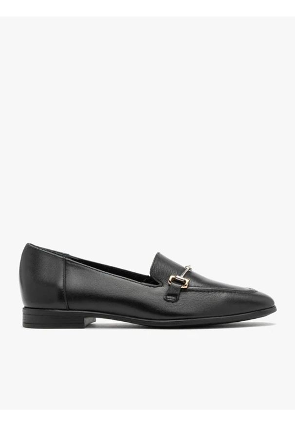 Ryłko - Czarne klasyczne mokasyny na płaskim spodzie. Nosek buta: okrągły. Kolor: czarny. Materiał: skóra. Wzór: aplikacja. Obcas: na obcasie. Styl: klasyczny