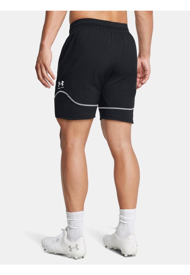 Spodenki piłkarskie męskie Under Armour Challenger Pro Train. Kolor: czarny. Sport: piłka nożna