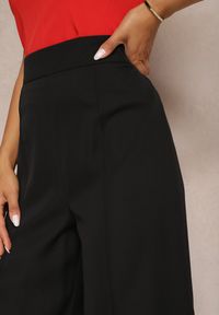 Renee - Czarne Garniturowe Szerokie Spodnie High Waist Rissetto. Okazja: na spotkanie biznesowe. Stan: podwyższony. Kolor: czarny. Styl: elegancki, biznesowy #5