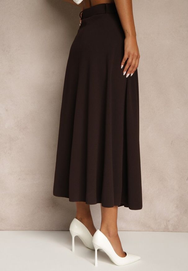 Renee - Brązowa Spódnica o Rozkloszowanym Kroju Melobia. Okazja: na co dzień. Stan: podwyższony. Kolor: brązowy. Styl: casual, elegancki