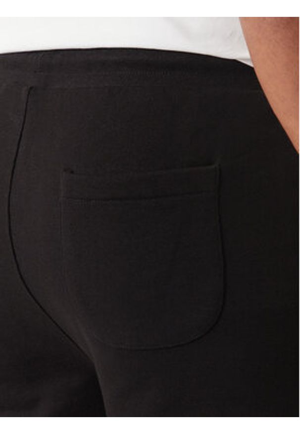 Karl Lagerfeld - KARL LAGERFELD Szorty sportowe 705783 562917 Czarny Regular Fit. Kolor: czarny. Materiał: bawełna. Styl: sportowy