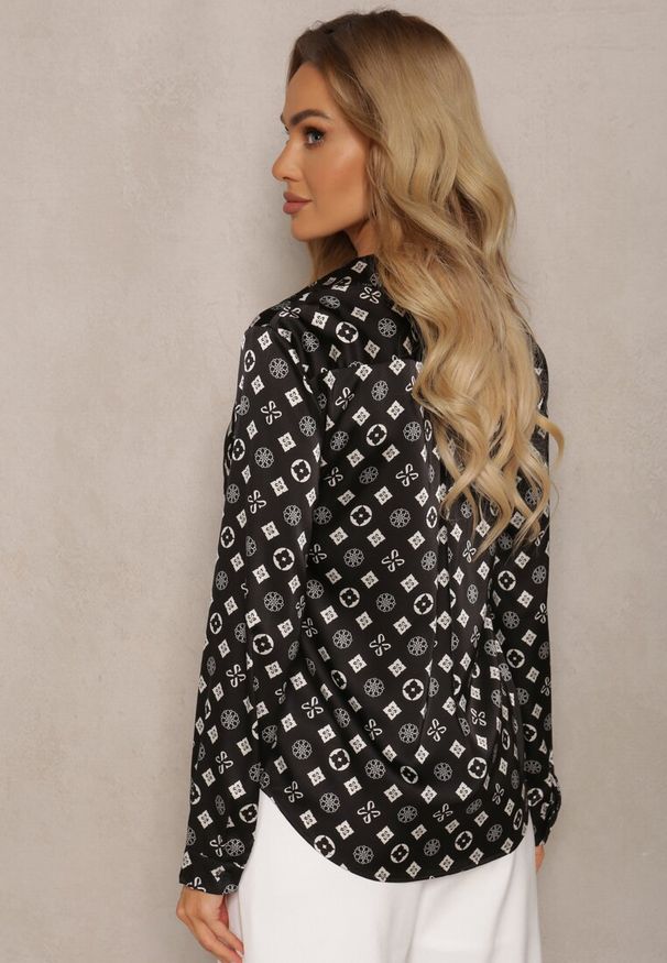 Renee - Czarna Klasyczna Koszula w Geometryczny Print Aletiza. Okazja: do pracy. Kolor: czarny. Materiał: jeans. Długość rękawa: długi rękaw. Długość: długie. Wzór: geometria, nadruk. Styl: klasyczny